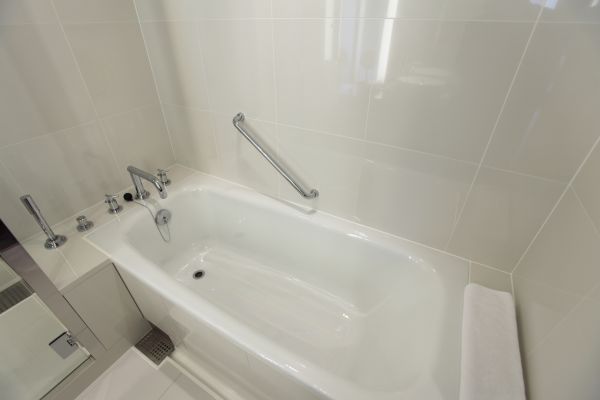 Bathtub Repair in Saint Charles