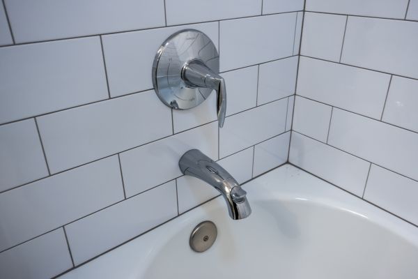 Tub Spout Replacement in Saint Charles
