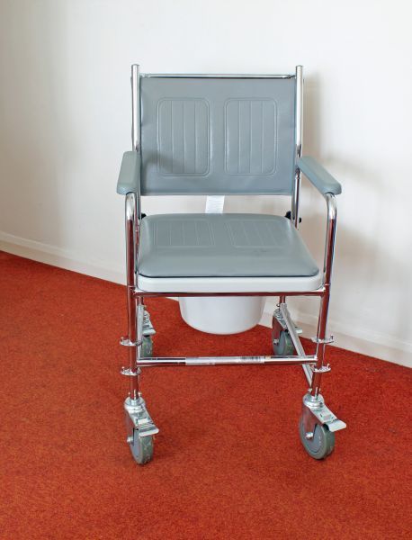 Cost of Commode Replacement in Saint Charles